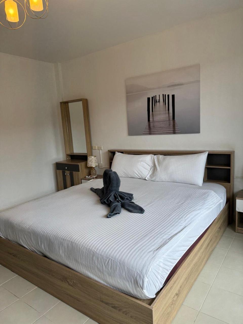 Apartments Kata Beach อพาร์ทเม้น *
